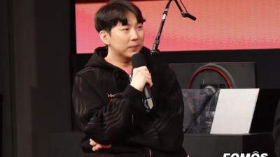 [ASL]'허 찌른 패스트 히드라' 김정우, 이재호 누르고 8강 1세트 선취