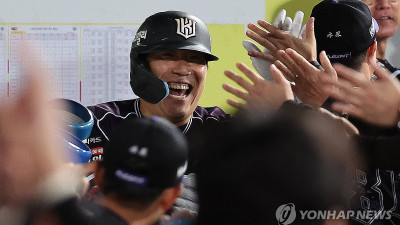 김현수 한 방에 선두 싸움 초접전! kt, 삼성 2-0 제압…승률 차 겨우 0.001