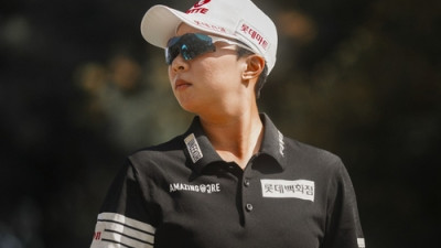 김효주 3연패에 빨간불…선두와 6타 차, 박성현도 공동 13위