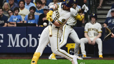 밀워키, 다저스에 2연승…지난해 NLCS 4연패 설욕까지 이제 2승