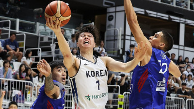최저 연봉 감수하고 NBA 문 다시 두드린다…이현중, 포틀랜드와 이그지빗10 계약